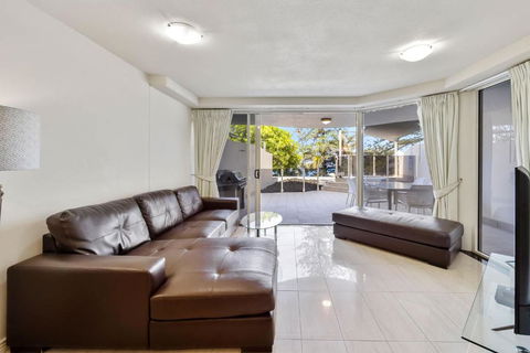 ZANZ205- Exclusive Outdoor Spa With Ocean Glimpses - Accommodation Tasmania 0