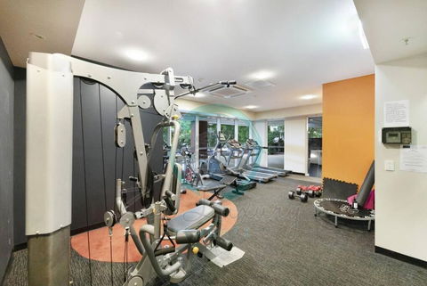 ZEN LUXURY: 2-Story 4-BR Penthouse In Darwin City With Mindal Markets & Harbour Views - Accommodation Tasmania 1