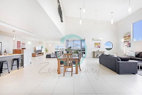 ZEN LUXURY: 2-Story 4-BR Penthouse In Darwin City With Mindal Markets & Harbour Views - Accommodation Tasmania 3