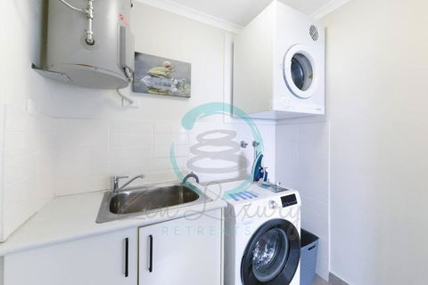 ZEN Pinnacle Penthouse (2) 3-BR Panoramic Retreat - Accommodation Tasmania 3