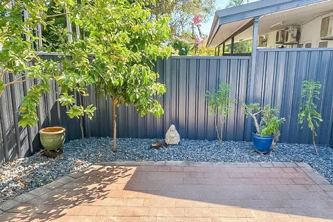 ZEN GARDEN - COZY 2-BR + Modern Design W/ Aircon - Accommodation Tasmania 2