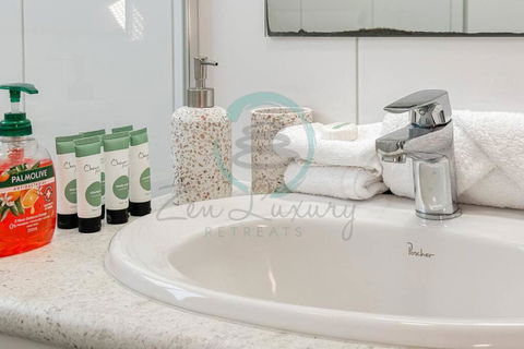 ZEN Nightcliff Foreshore 2-BR Cozy & Quiet Getaway - Accommodation Tasmania 1