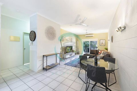 ZEN Westralia: 2-BR Cozy Inner-City Apt Near Shops - Accommodation Tasmania 3