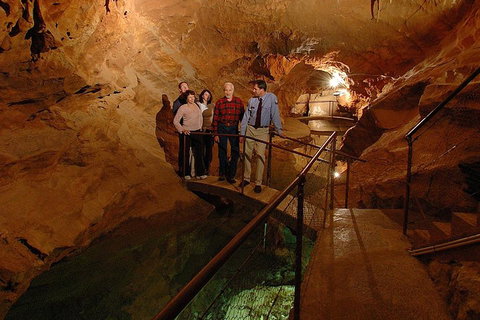 Private Tour: Jenolan Caves & Blue Mountains In A Day - Accommodation Tasmania 3