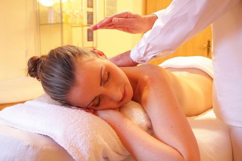 Massage (relaxation, Deep Tissue, Whole Body,sports Etc.)by Male Therapist - Accommodation Tasmania 1