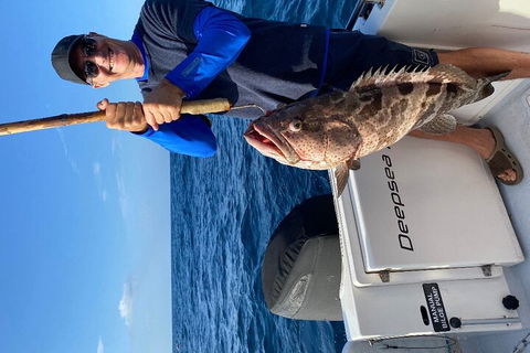 1/2 Day 5 Hour Offshore Fishing Charter - Accommodation Tasmania 5