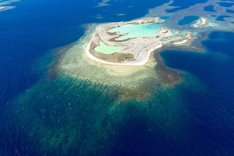 Abrolhos Islands Fixed-Wing Scenic Flight - Accommodation Tasmania 4