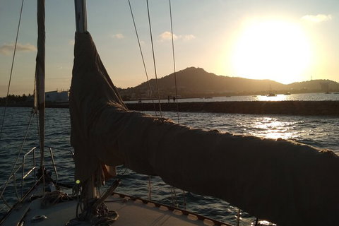 Townsville Small Group Sunset Sail Sailing Cruise Boat Tour Charter Hire - Accommodation Tasmania 2
