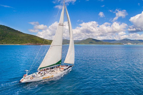 2-Night Whitsundays Sailing Cruise Incl. Whitehaven Beach & Great Barrier Reef - Accommodation Tasmania 3
