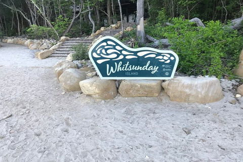 2 Night Small Group Whitsundays Sailing Adventure Aboard Mandrake - Accommodation Tasmania 1