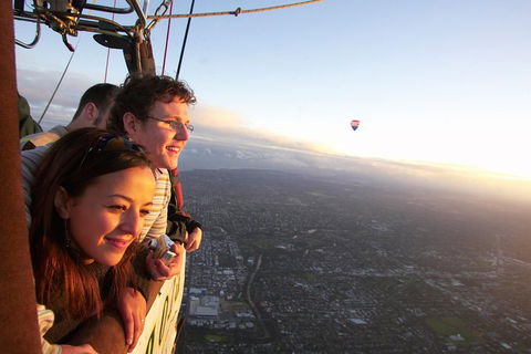 Melbourne Balloon Flights, The Peaceful Adventure - Accommodation Tasmania 1