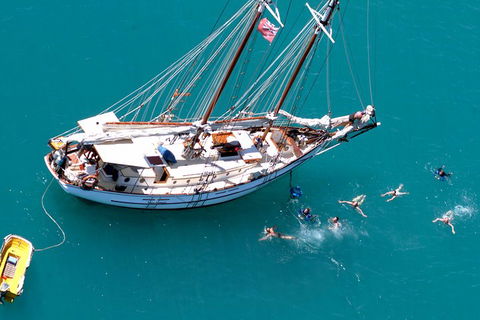 Whitsunday Islands Private Sailing Experience With Snorkeling & Langford Reef - Accommodation Tasmania 1