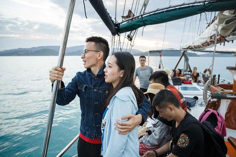Whitsunday Islands Private Sailing Experience With Snorkeling & Langford Reef - Accommodation Tasmania 2
