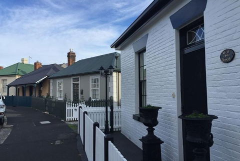 Walking Tour: Highlight Of Battery Point - Accommodation Tasmania 2