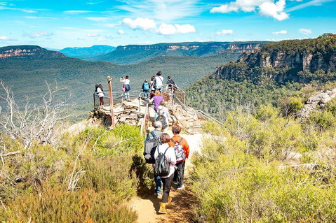 Small-Group Blue Mountains Day Trip From Sydney With Wildlife Park - Accommodation Tasmania 1