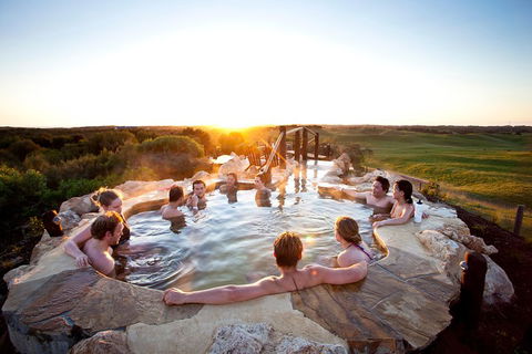 Peninsula Hot Springs Tour With Restaurant Lunch & Gondola Ride - Accommodation Tasmania 4