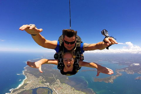 Skydive Sydney-Newcastle Up To 15,000ft Tandem Skydive - Accommodation Tasmania 0